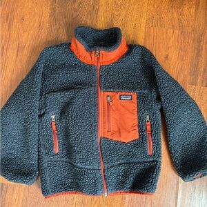 Patagonia Navy and Rust Fleece Jacket- gender neutral fleece